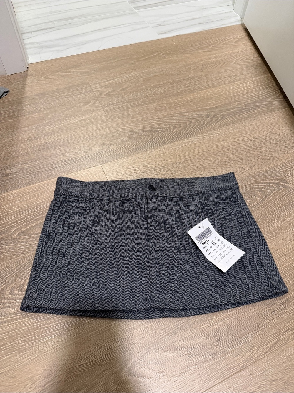 Brandy Melville Gray Herringbone Mini Skirt